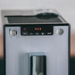 Melitta Kaffeemaschine Caffeo Solo E950 Slim, vollautomatisch mit Vorbrühfunktion und 15-bar-LED-Anzeige 