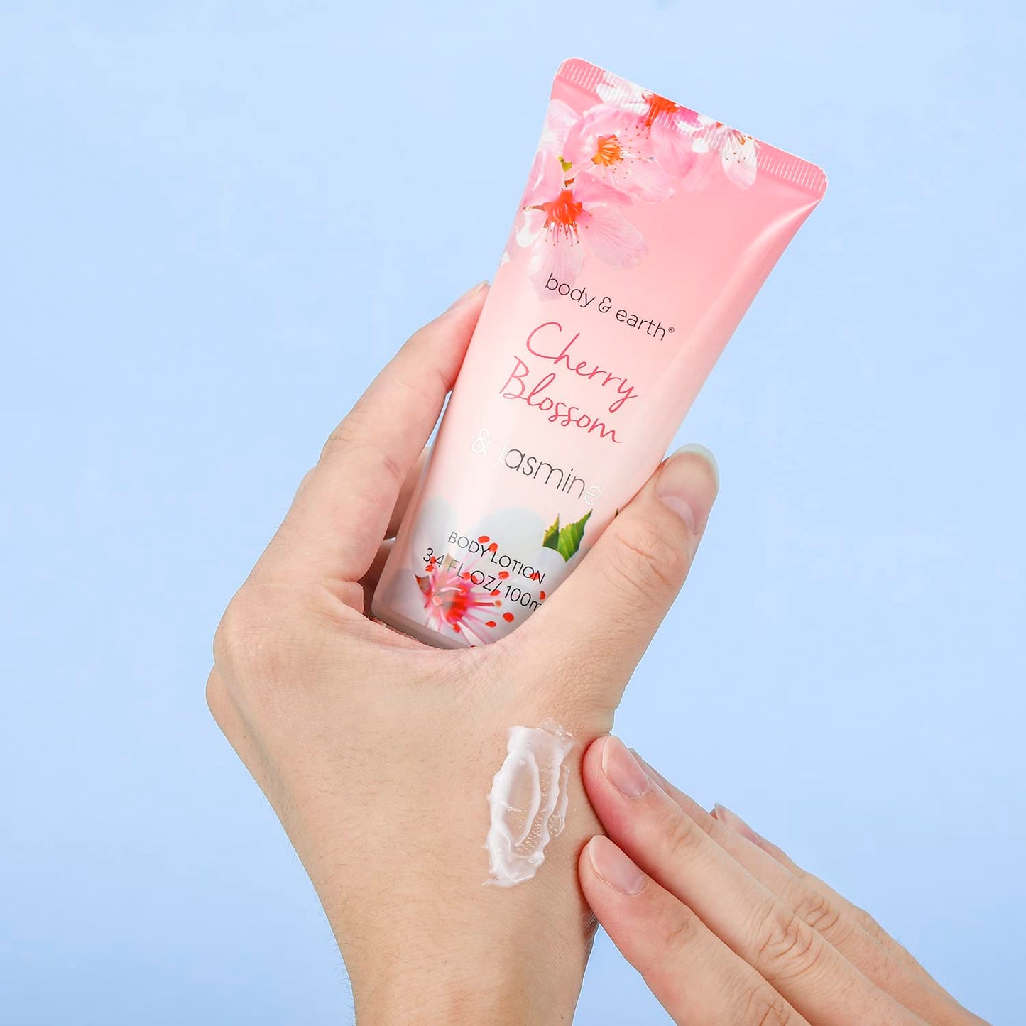 Body &amp; Earth 8-teiliges Spa-Geschenkset für Frauen, Duftrichtung Kirschblüte und Jasmin, Schaumbad, Duschgel, Badesalz, Körperlotion 