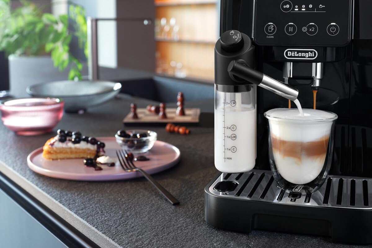 De'Longhi Magnifica Start - Perfetto Kaffeevollautomat mit LatteCrema-Milchaufschäumer, Cappuccino Kaffeemaschine 