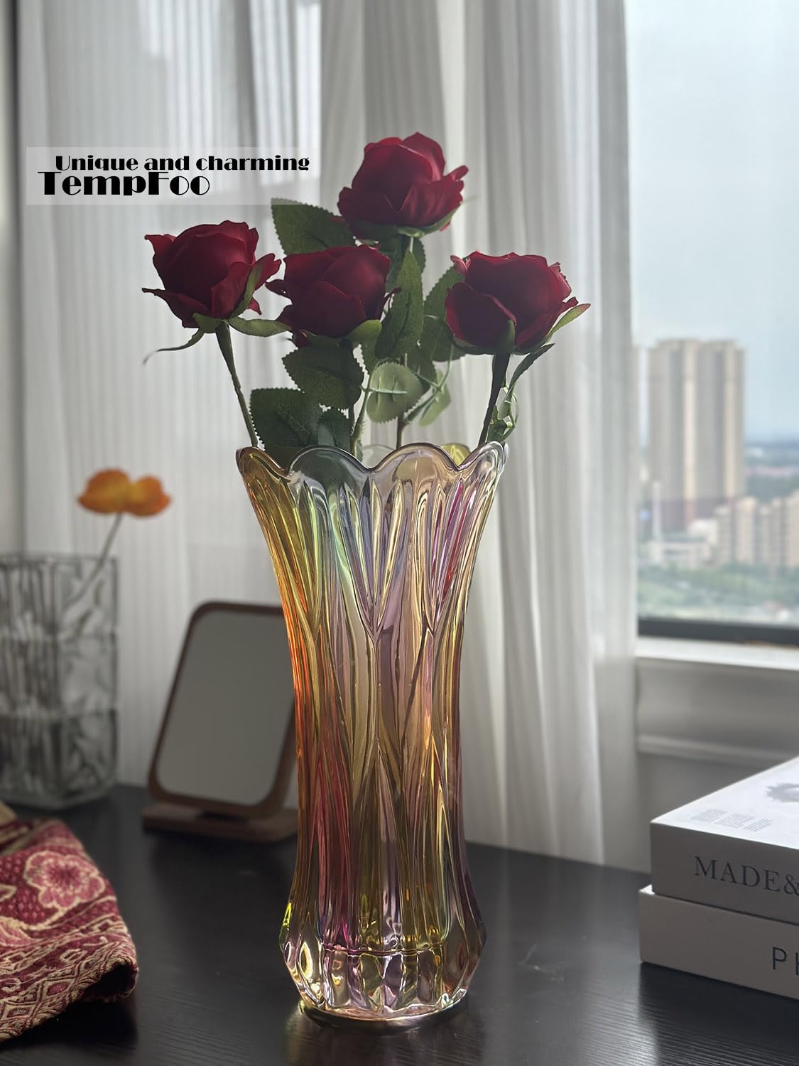 Blumenvase, große hohe Glasvase zur Dekoration, ästhetisch, große Glasvase mit gerippter Textur, modernes Wohnzimmer 