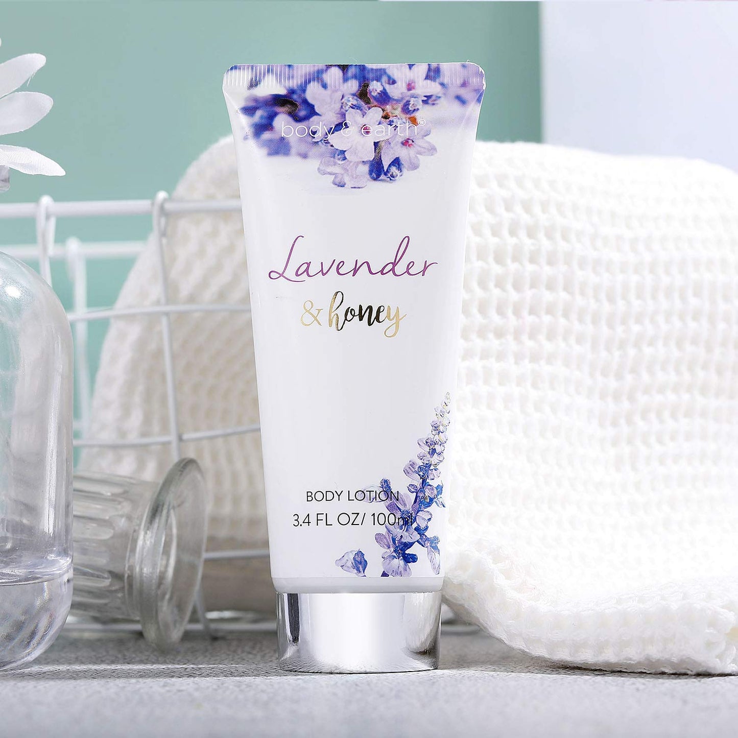 Body &amp; Earth 8-teiliges Spa-Geschenkset für Frauen, Duftrichtung Kirschblüte und Jasmin, Schaumbad, Duschgel, Badesalz, Körperlotion 