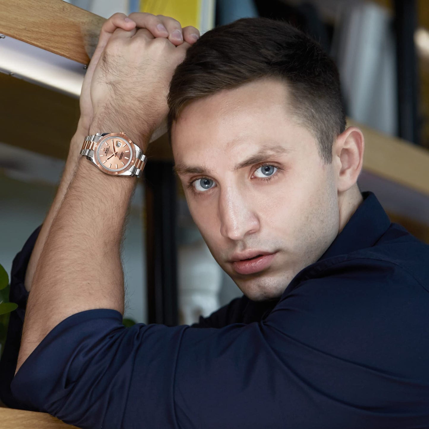 BUREI Herren Uhren Quarz Armbanduhr Datumsanzeige Saphirglas Objektiv mit Zwei Tönen Edelstahlband