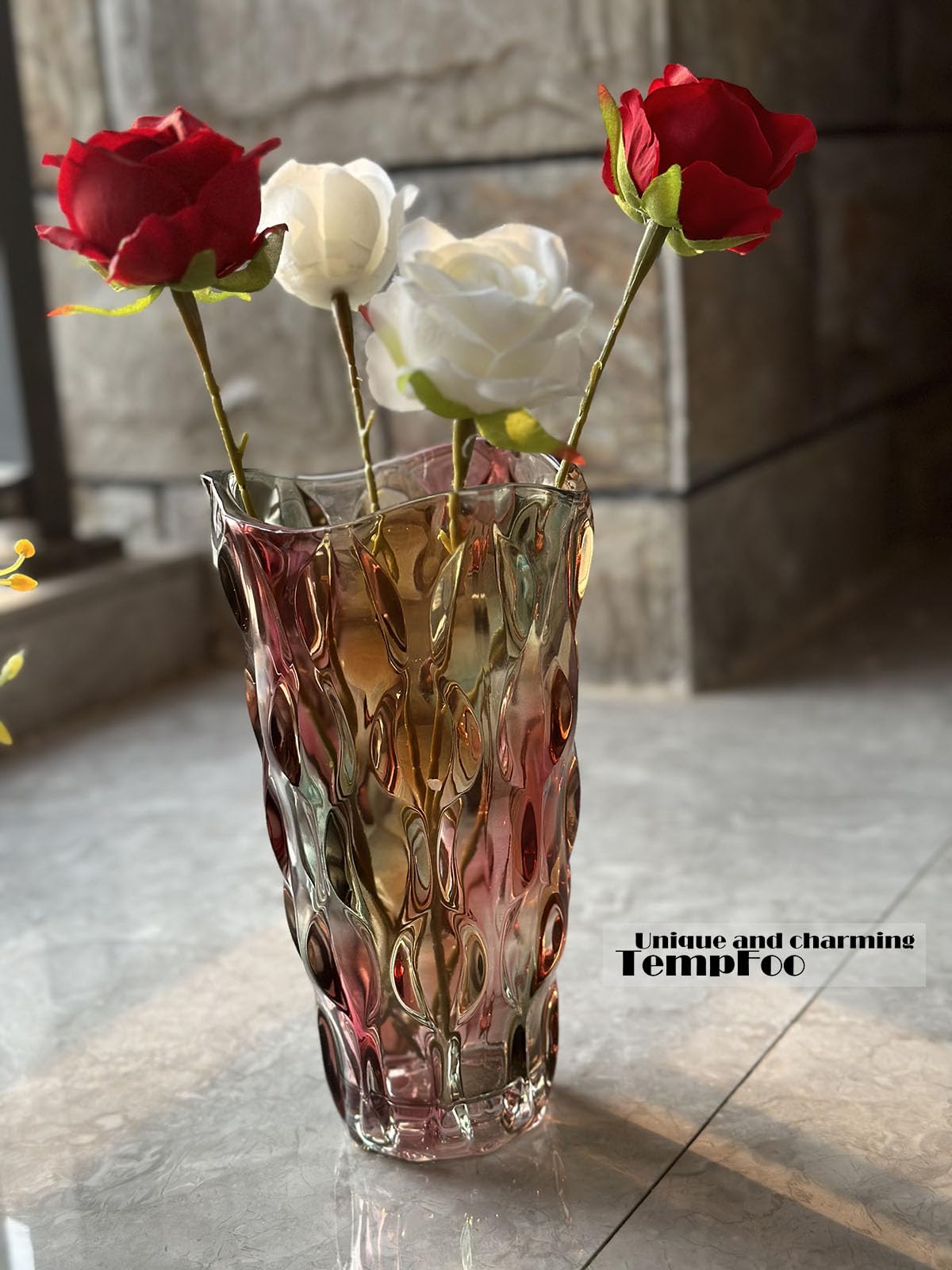 Blumenvase, große hohe Glasvase zur Dekoration, ästhetisch, große Glasvase mit gerippter Textur, modernes Wohnzimmer 