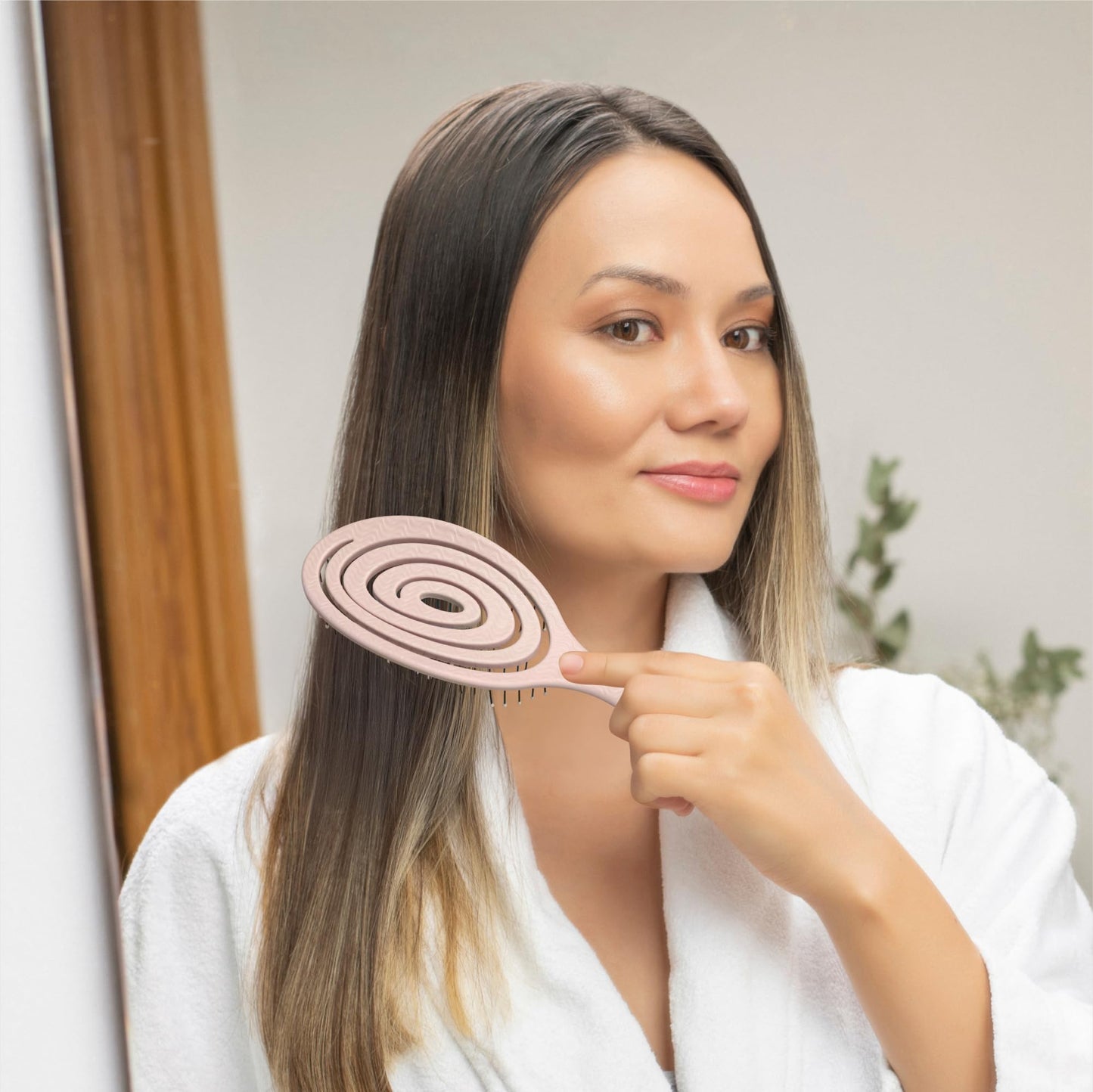 Ninabella Mini Haarbürste ohne Ziepen - Bürste für Reisen - Entwirrbürste für trockenes und nasses Haar - Detangler Bürste