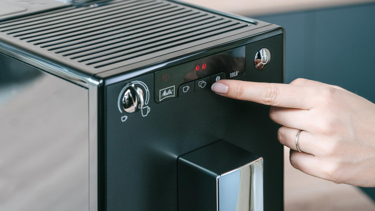 Melitta Kaffeemaschine Caffeo Solo E950 Slim, vollautomatisch mit Vorbrühfunktion und 15-bar-LED-Anzeige 