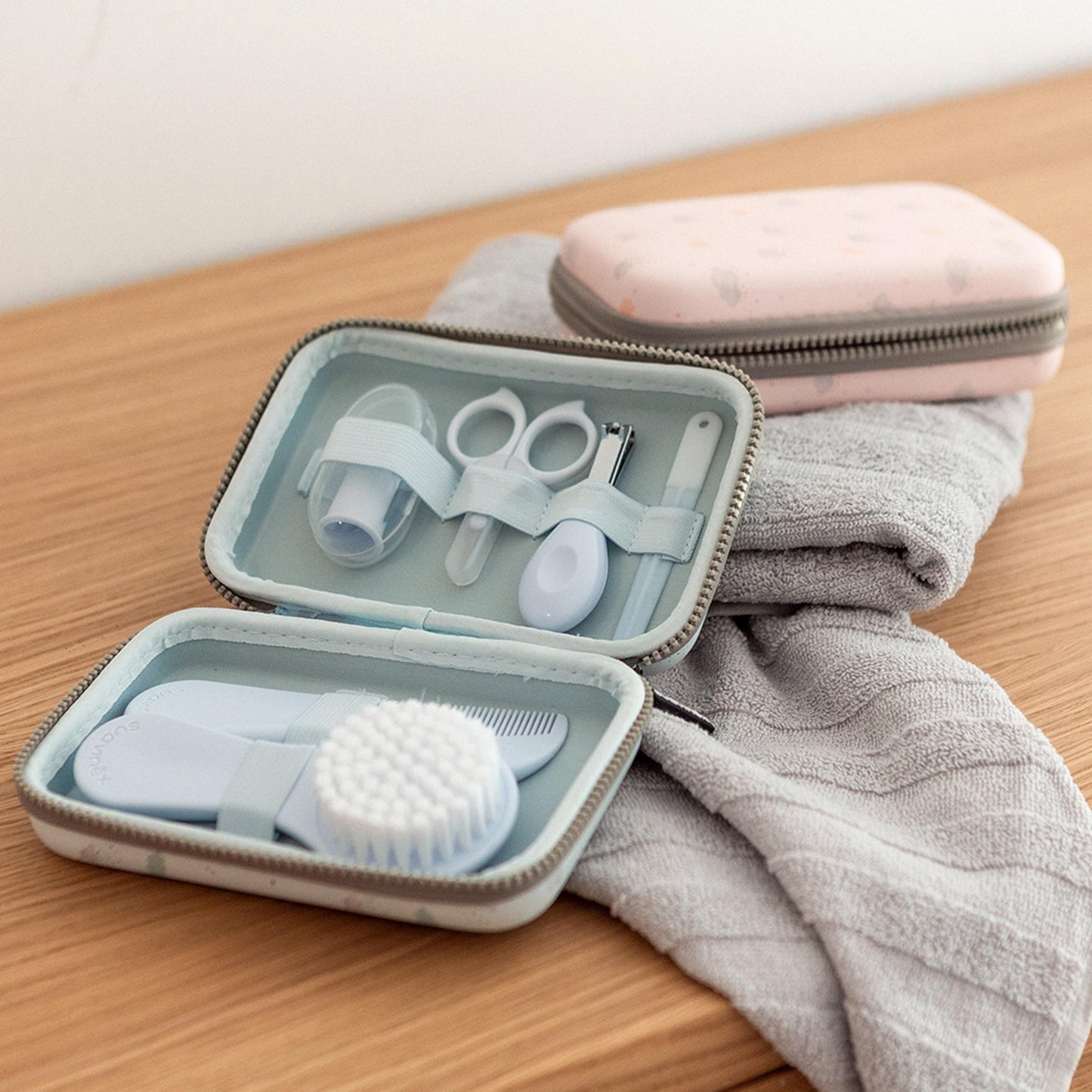 Baby-Pflegeset, komplettes und tragbares Kulturbeutel, Maniküre-Set 