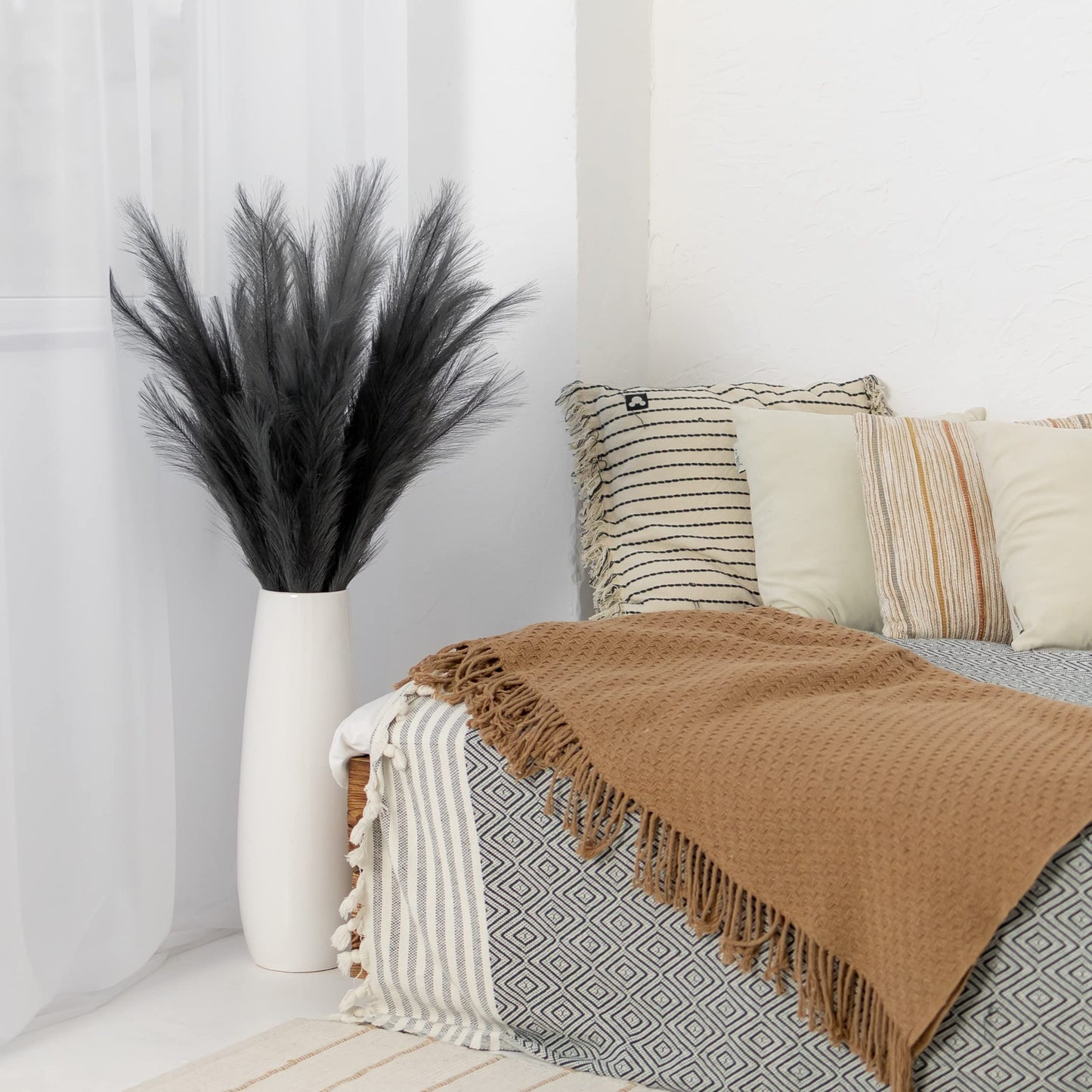 ORNA Künstliches Pampasgras, künstliche Blume, lange Zweige, extra flauschig, 114 cm hoch (3 Stängel x 20 Zweige) für moderne Wohndekoration 